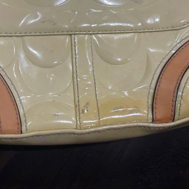 Coach Peyton Embossed Patent Leather Signature Logo Shoulder Tote Style F22322
