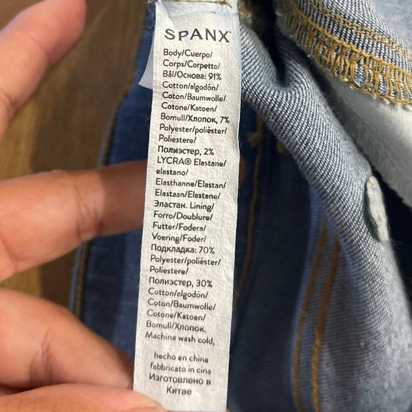 Spanx Pull On Straight Leg Jeans Sculpting Pants Flat Front Tummy Smoothing