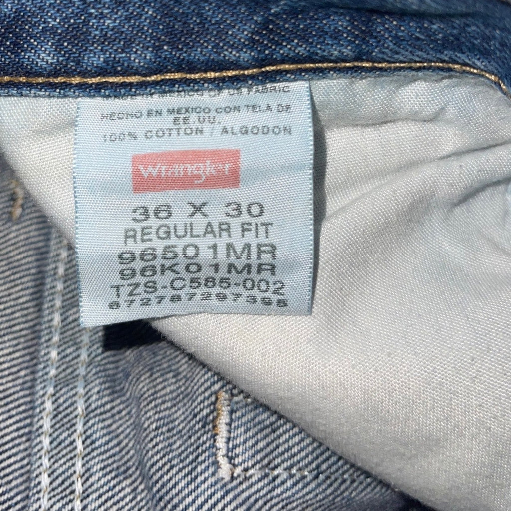 Wrangler Authentic Denim Blue Jeans Regular Fit Size 36x30 Straight Leg Utility