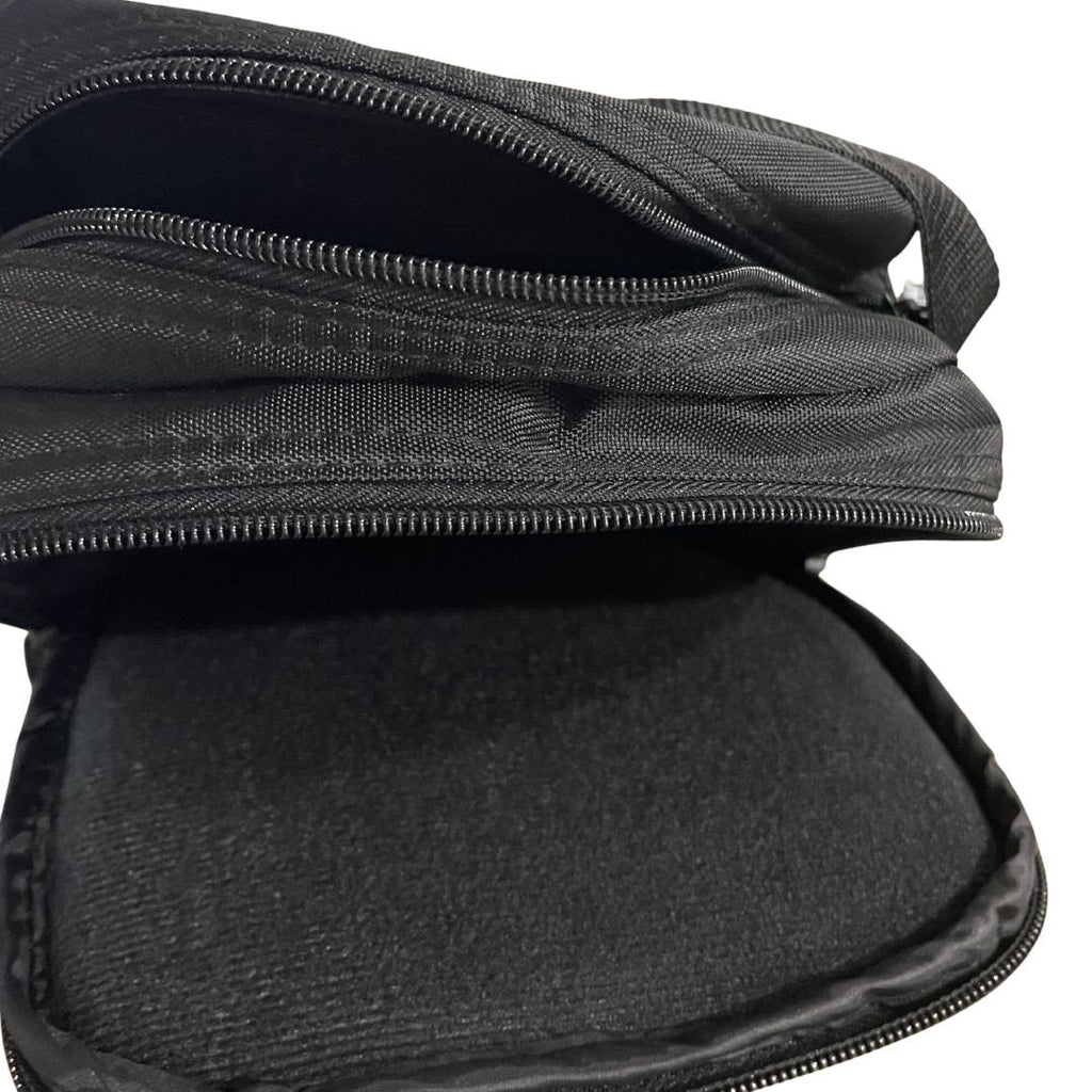 Vintage Case logic CD Player Storage Bag Music 90s Walkman Discman