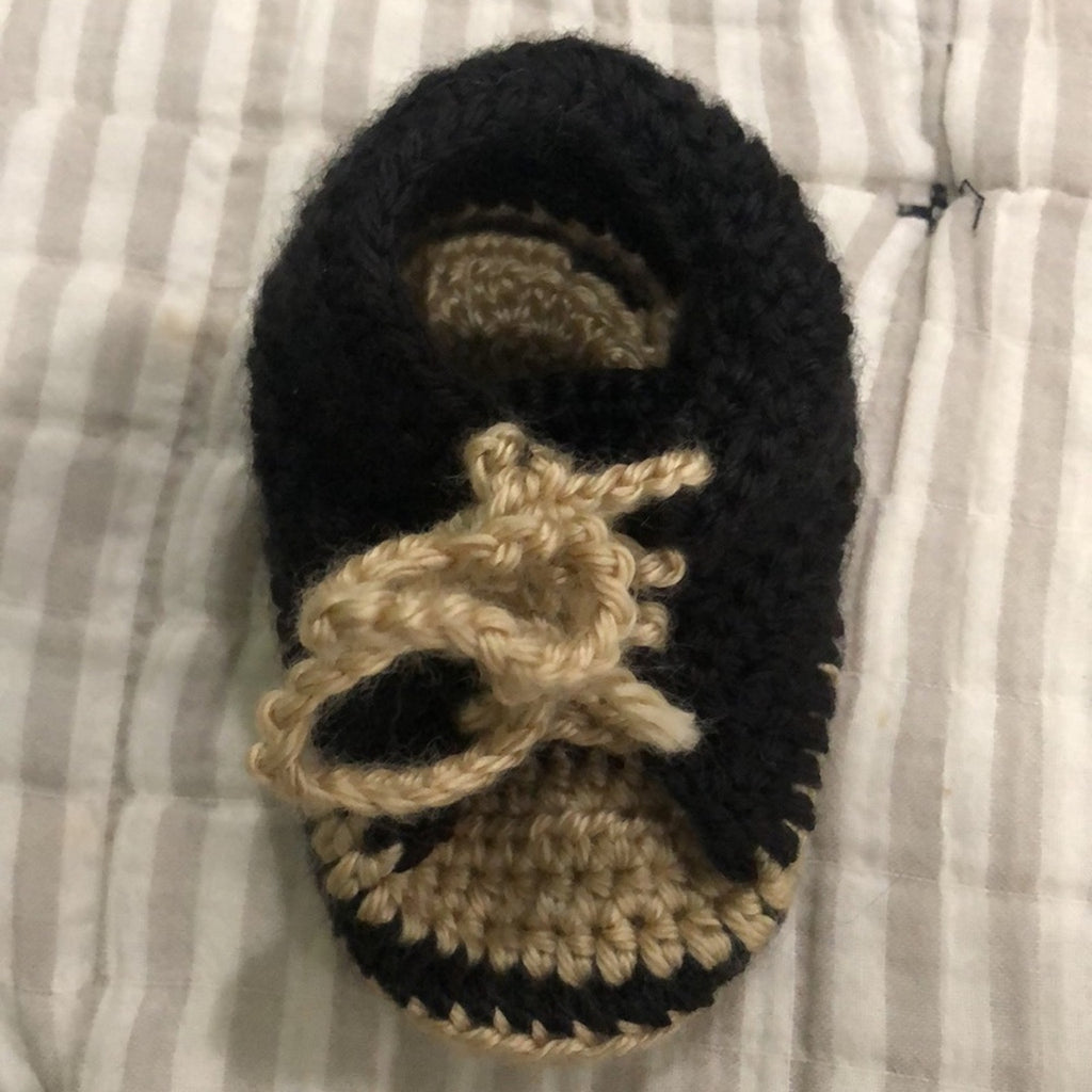 Crochet baby booties