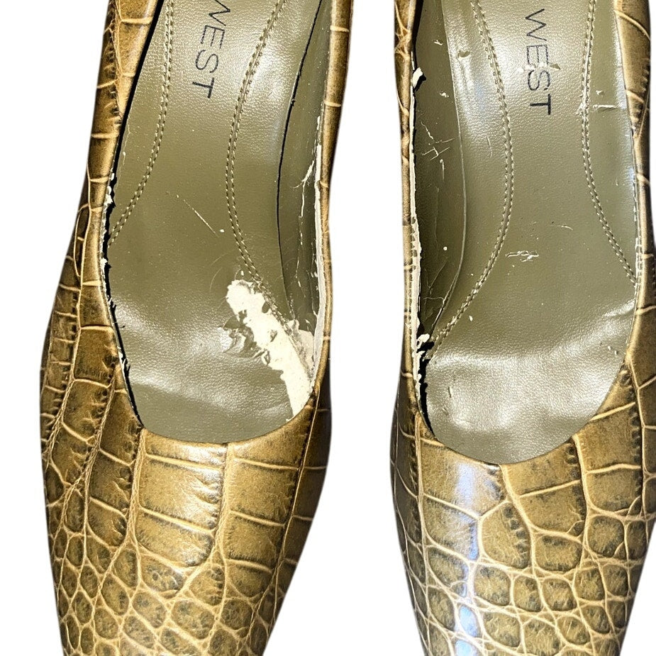 Nine West Snake Print Pointed Toe Pump Heels Size 6.5 Olive Green Career Office