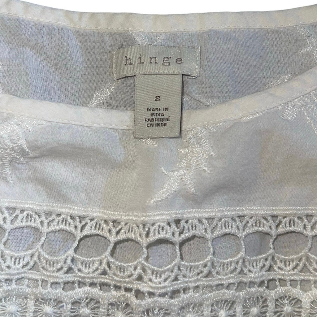 Hinge See Through Floral Embroidered crochet lace top blouse summer size small