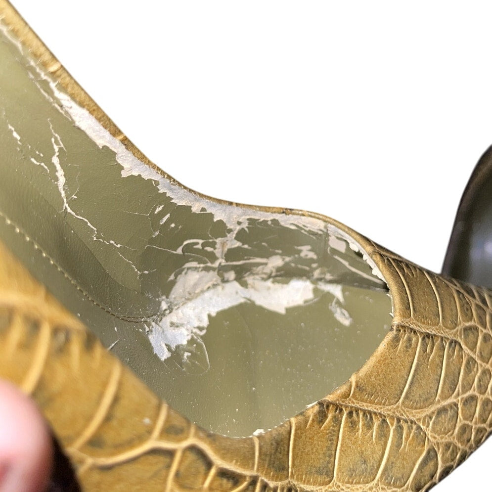Nine West Snake Print Pointed Toe Pump Heels Size 6.5 Olive Green Career Office