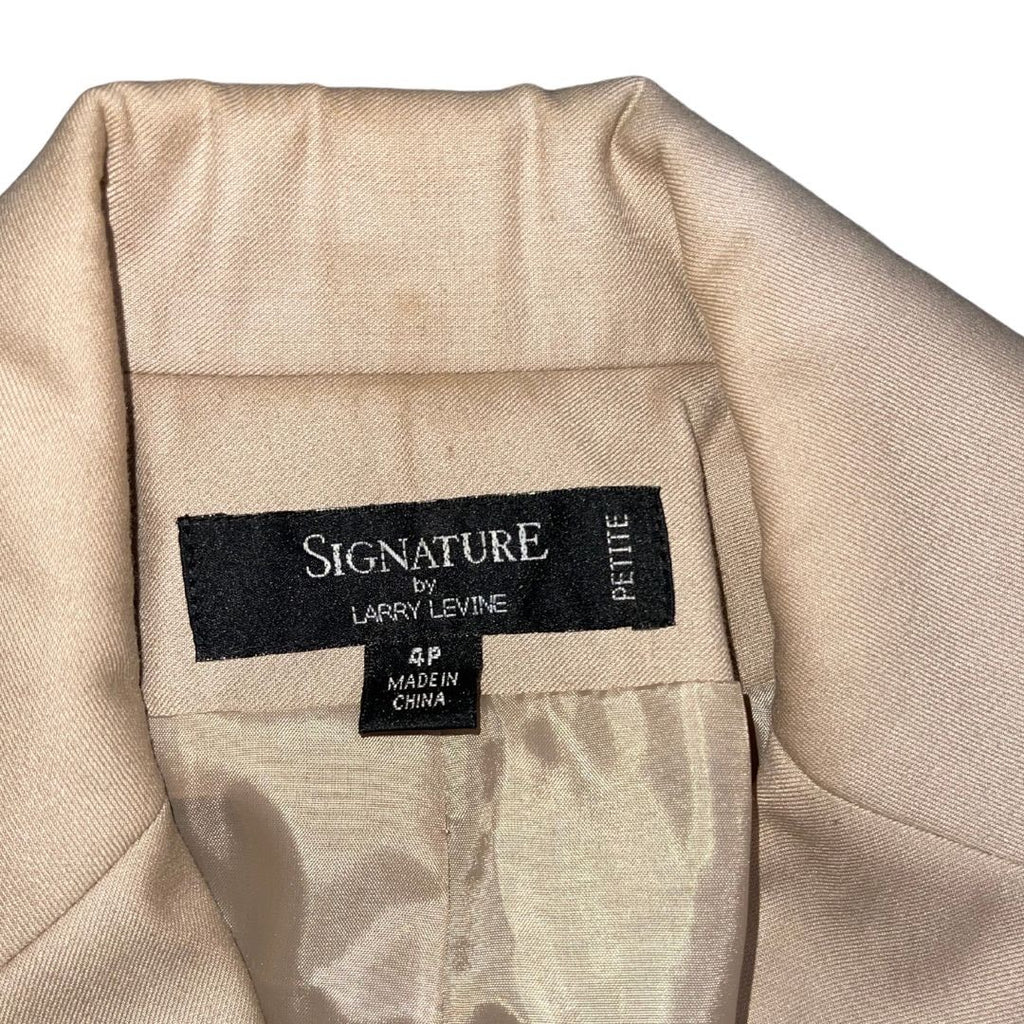 Signature By Larry Levine Blazer Skirt Suit Size 4P Career Office Professional