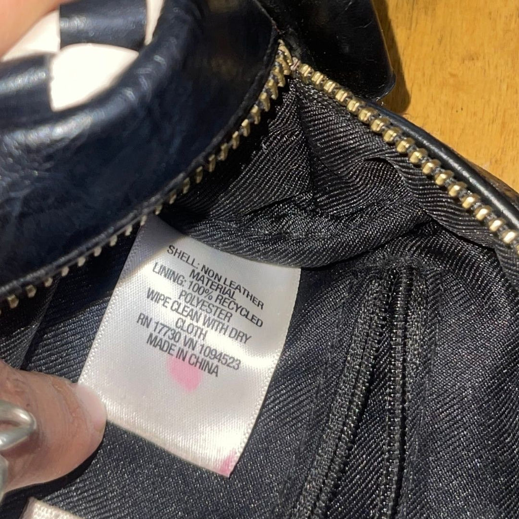 Universal Thread Camera Crossbody Purse Black Cream Checkered Canvas Strap