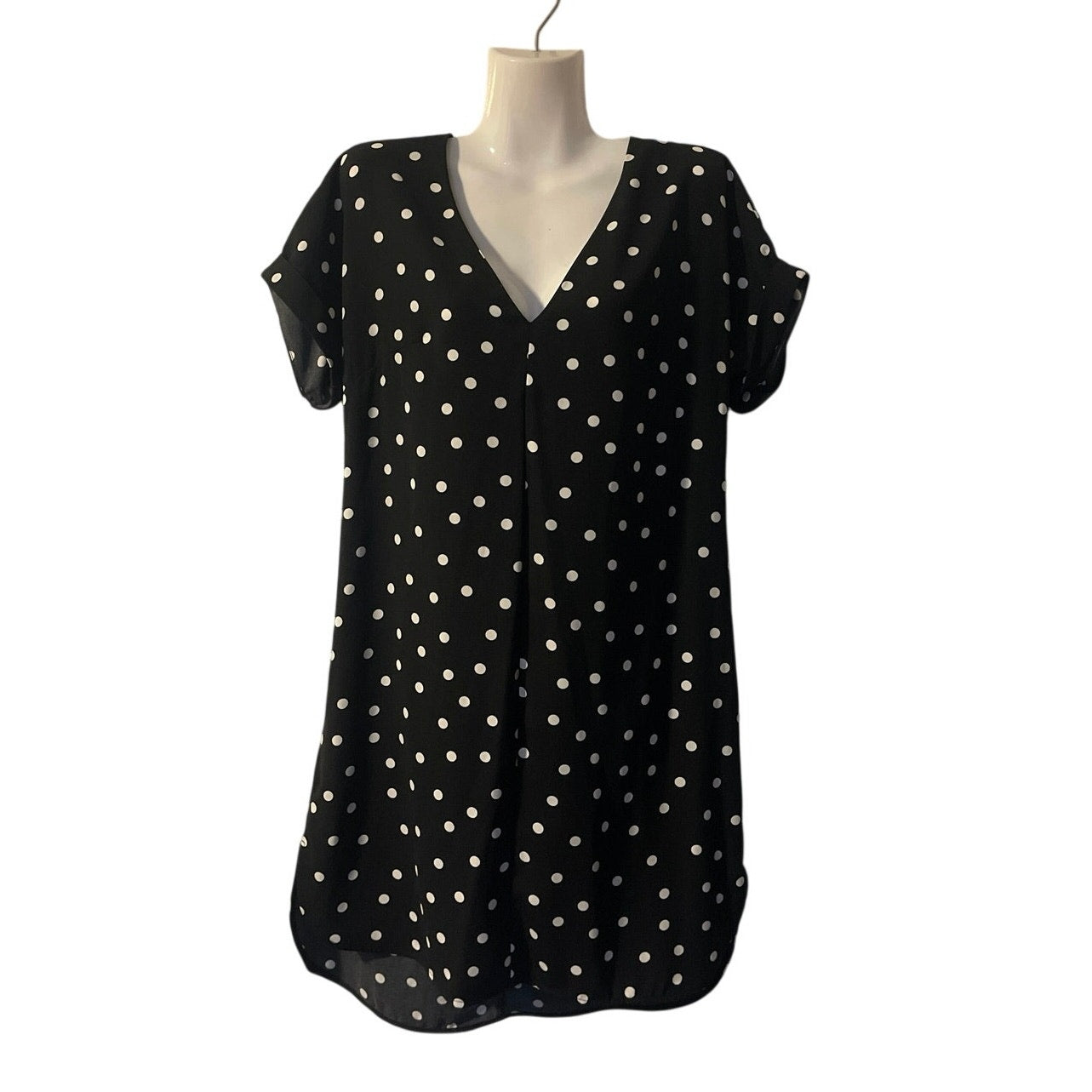 A New Day Black White Polka Dot Short Sleeve V-Neck Shift Dress SZ M Party Chic