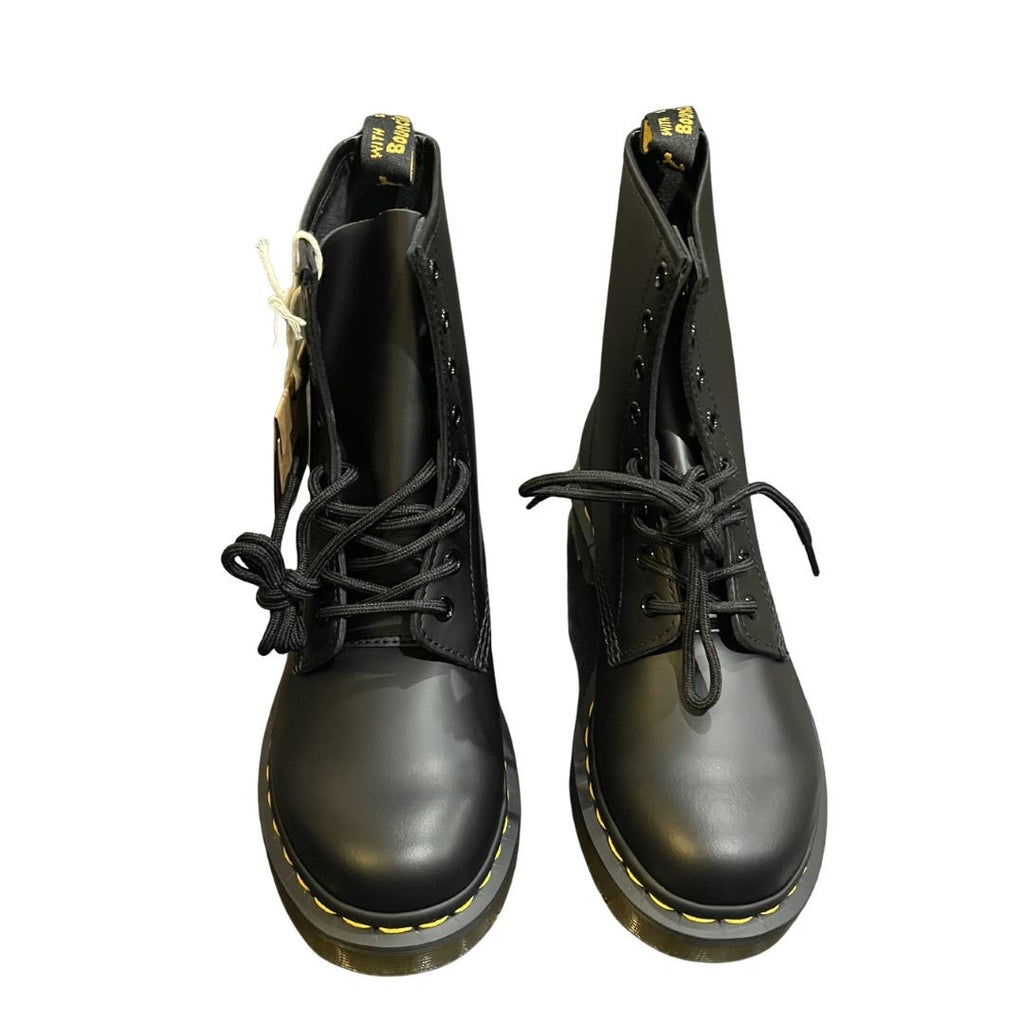Dr. Martens AirWair 1460 Smooth Leather 8 Hole Lace up Boots SZ W 8 Combat Punk