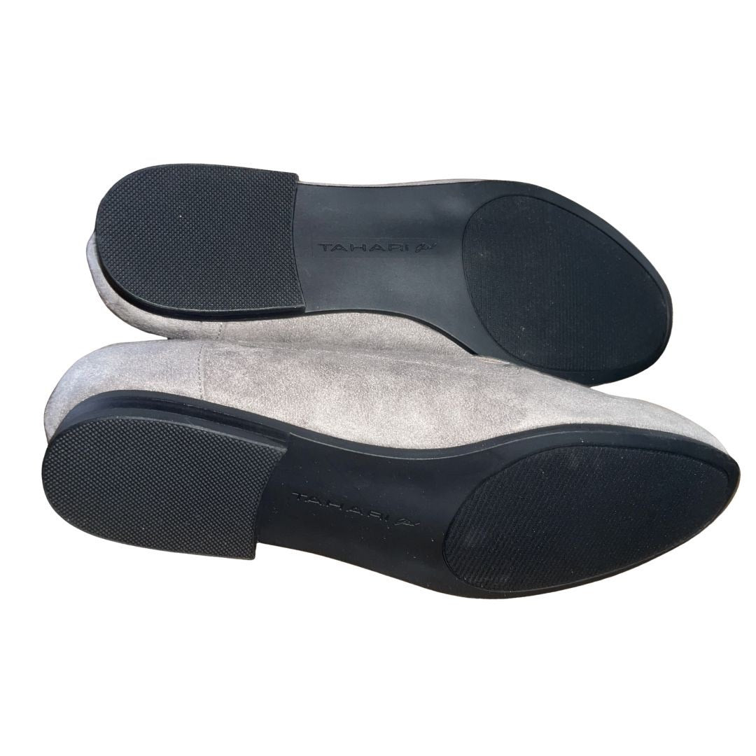 Tahari Girl Alessia Tassel Loafers Slip On Shoes SZ 8.5 Micro Suede NWOB Preppy