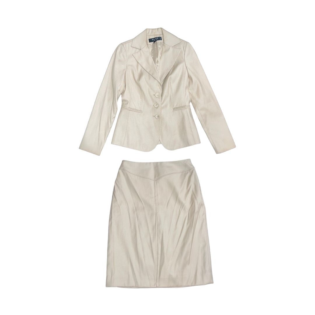 Signature By Larry Levine Blazer Skirt Suit Size 4P Career Office Professional