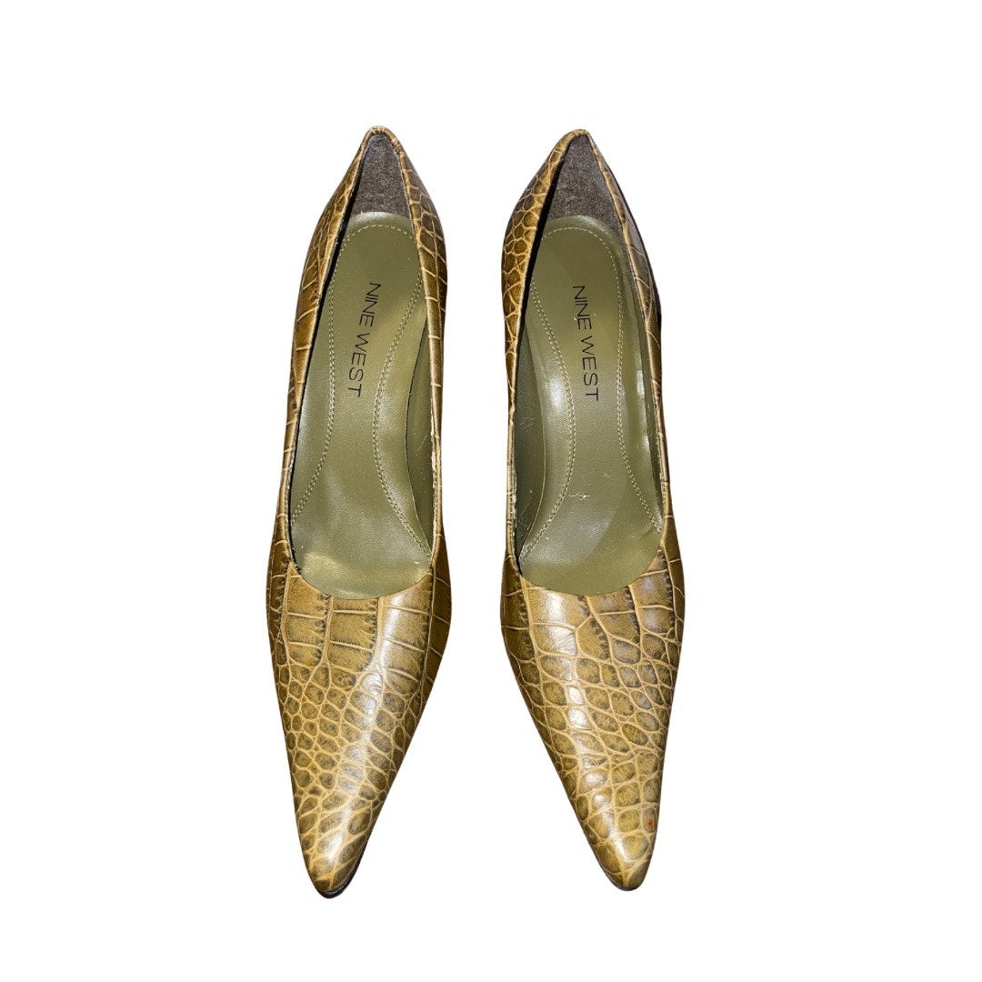 Nine West Snake Print Pointed Toe Pump Heels Size 6.5 Olive Green Career Office