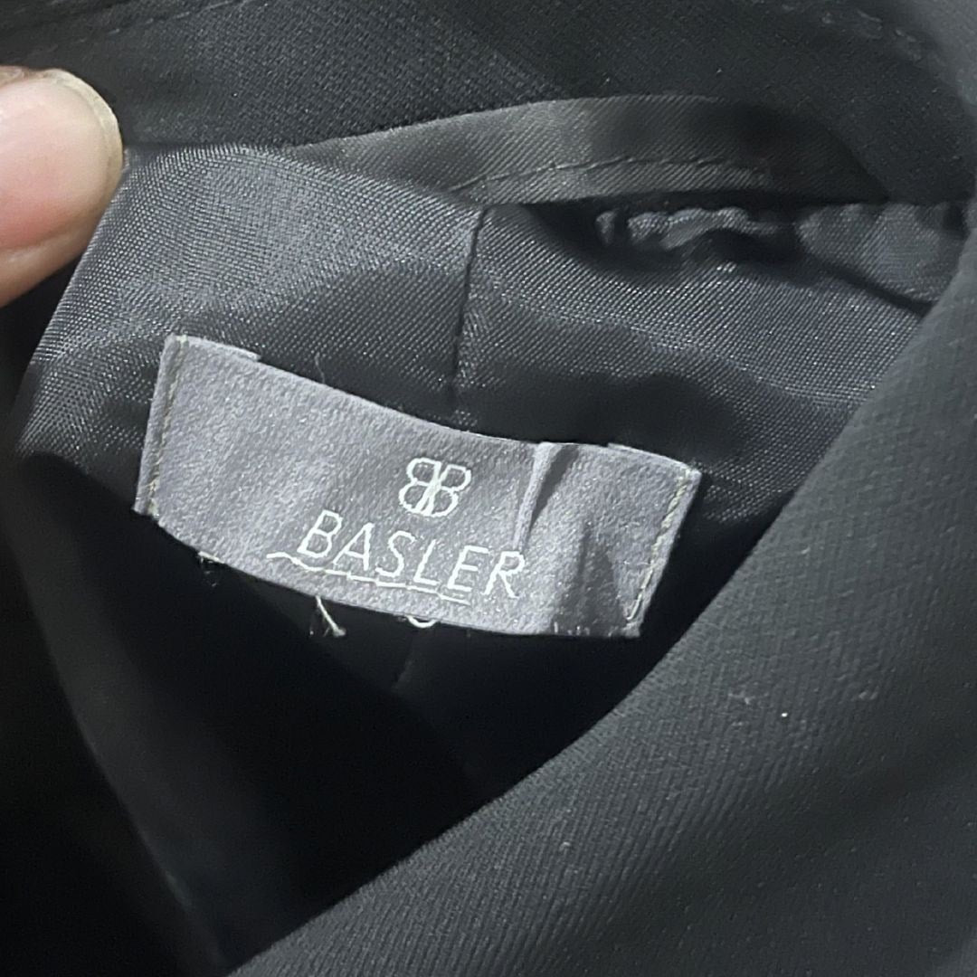 Basler Women's Black Blazer 3 Button Jacket 42 Career Office Professional Chic